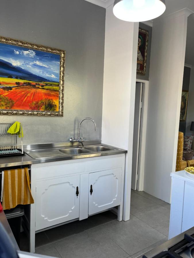 Somerset West Garden Apartments 1 外观 照片