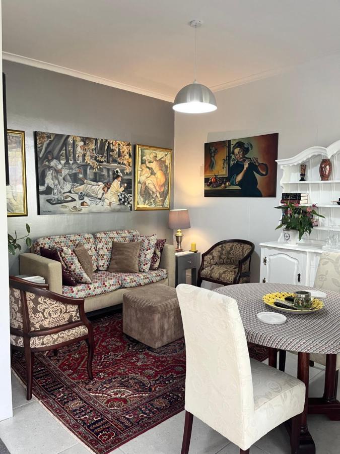 Somerset West Garden Apartments 1 外观 照片