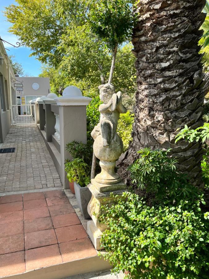 Somerset West Garden Apartments 1 外观 照片
